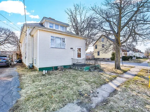 116 Victory Ave, Buffalo, NY 14218