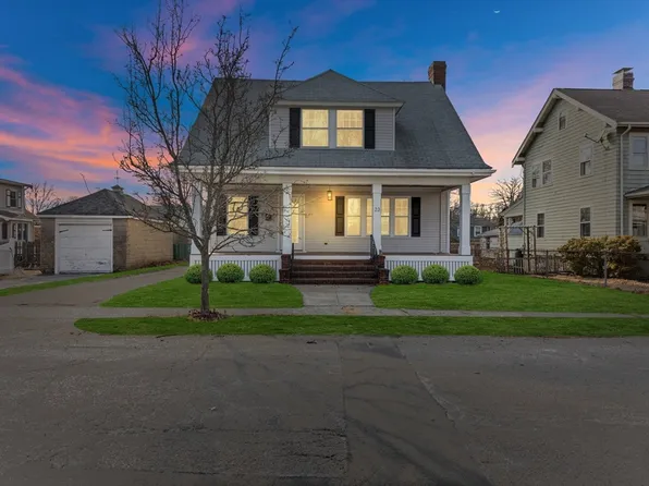 23 Willoughby Rd, Milton, MA 02186