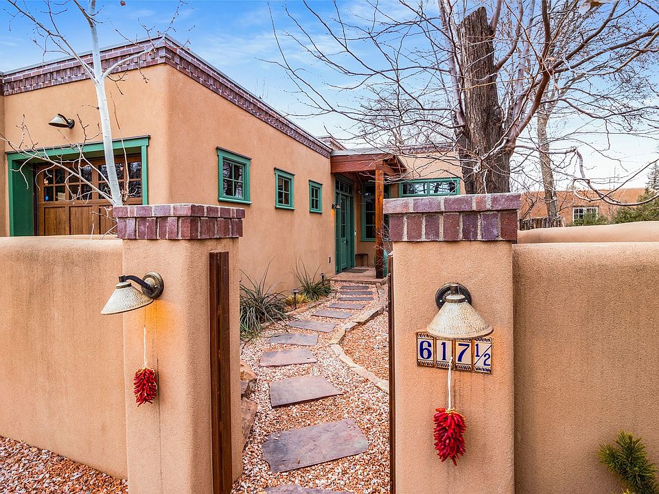 1st image of 617 1/2 Acequia Madre