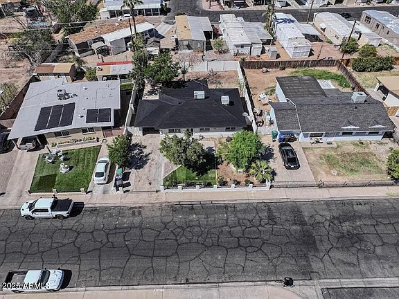 4th image of 1262 W 6TH Avenue
