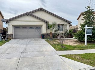 13831 Coolidge Way, Oak Hills, CA 92344