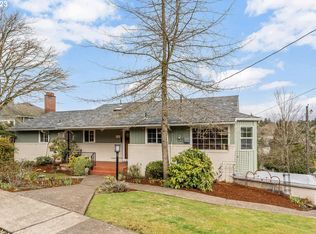725 SW Moss St, Portland, OR 97219