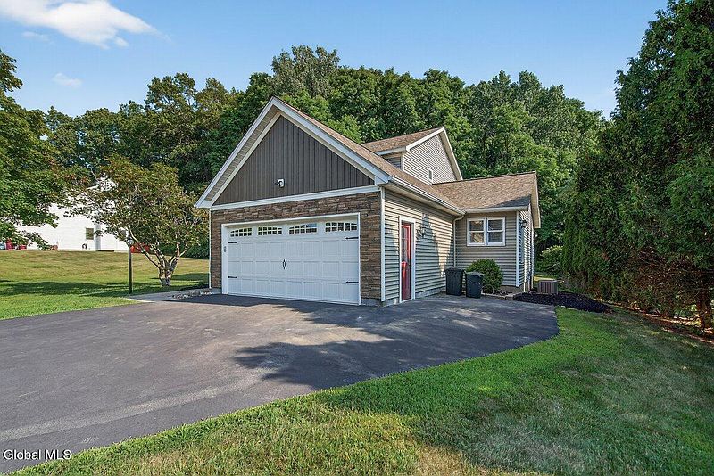 4th image of 26 Jamison Drive