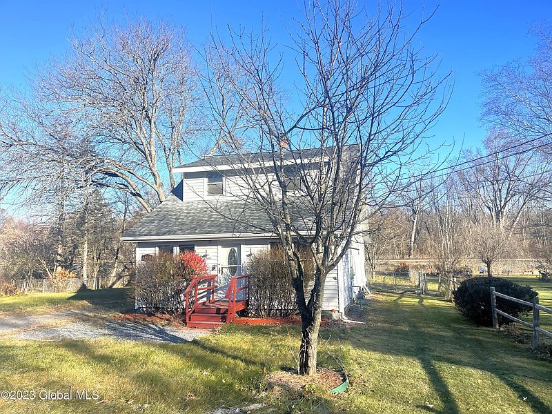 2nd image of 1212 Vley Road