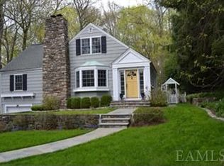19 Pine Cliff Rd, Chappaqua, NY 10514