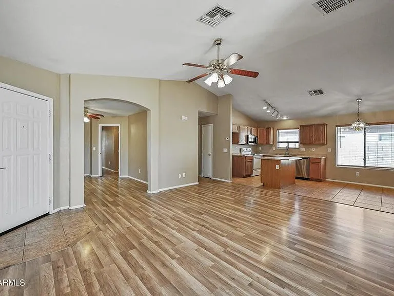 10930 W Wilshire Dr — Photo 23