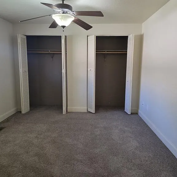 300 Shafer Ln #I3 — Photo 11