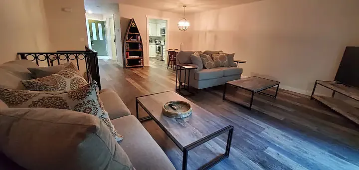 16 Victoria Ln - 1 — Photo 2