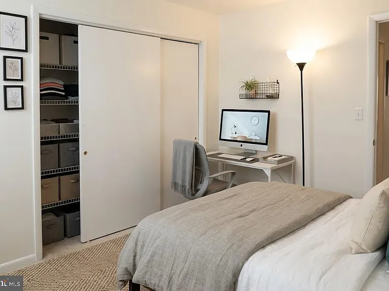 109 Delamere Dr #7 — Photo 12