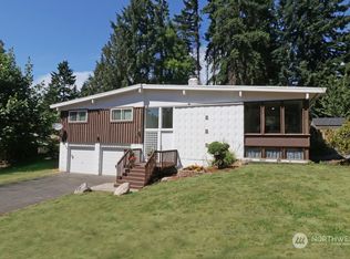 810 S 301st Pl, Federal Way, WA 98003