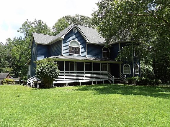 3rd image of 674 Graham Rd
