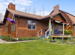 1745 Pinnacle Rd, Henrietta, NY 14467