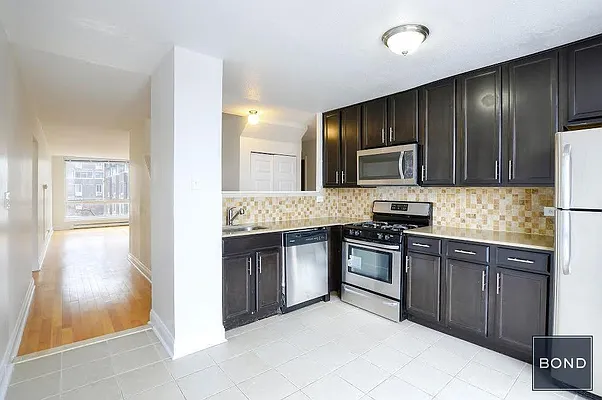 Rented by Bond New York | media 20