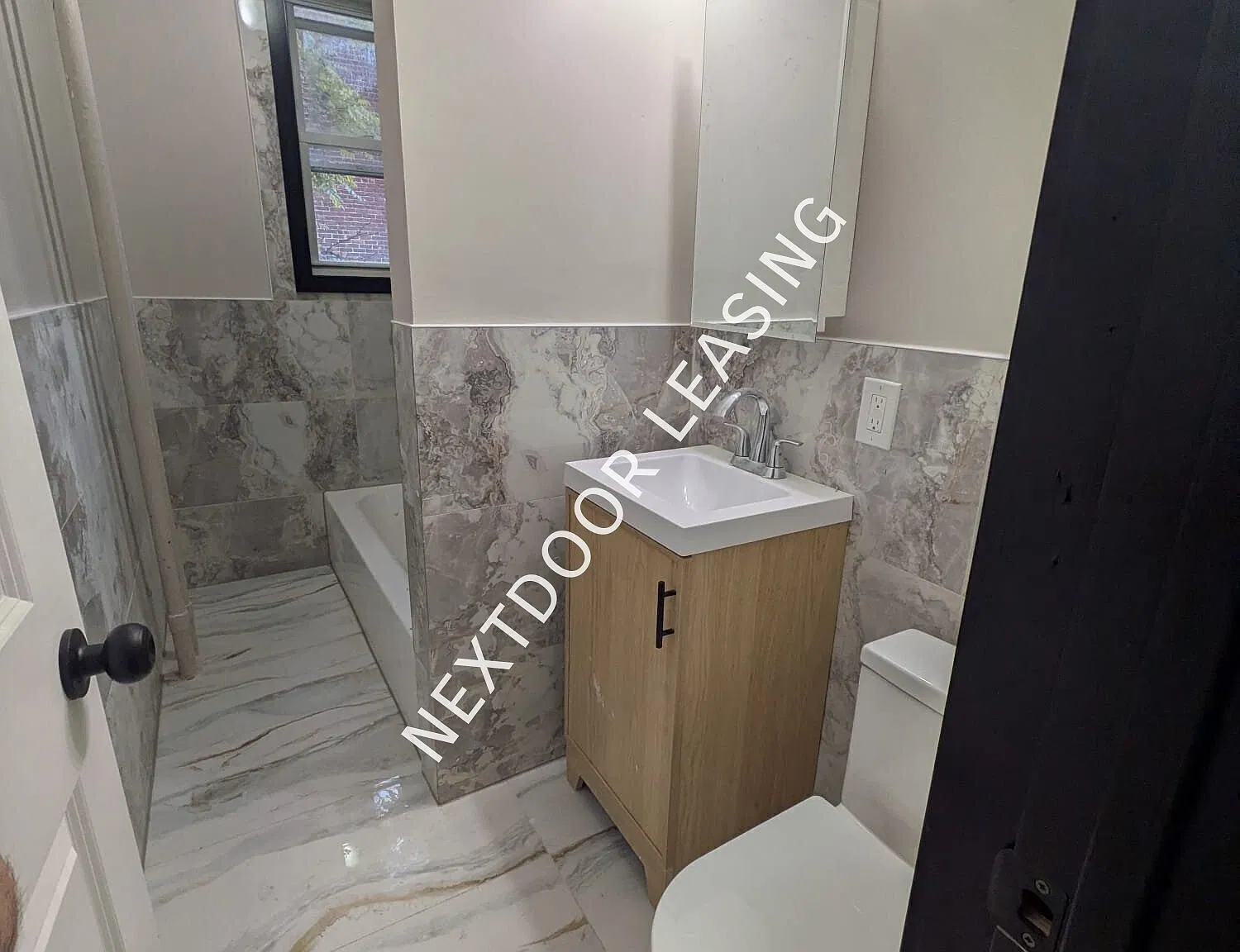 171 MLK Dr — Photo 3