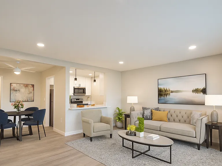 Concorde Apartments - Riverside, CA — Photo 7