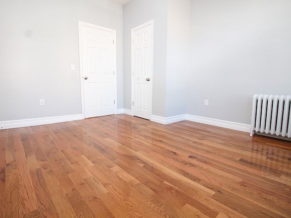 4th image of 246 Summit Ave APT 304