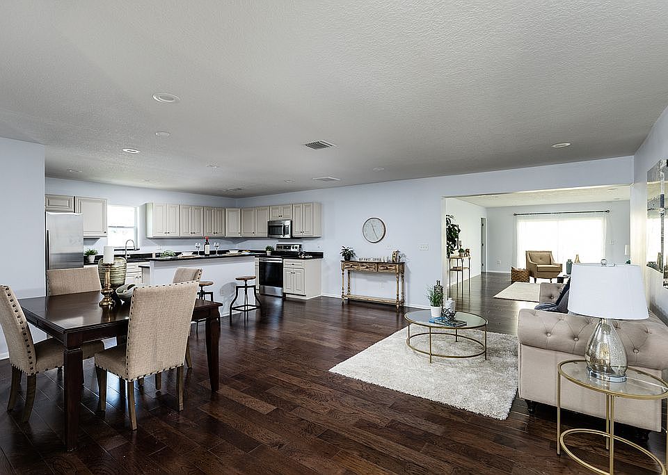 1st image of 4610 Bayshore Blvd NE
