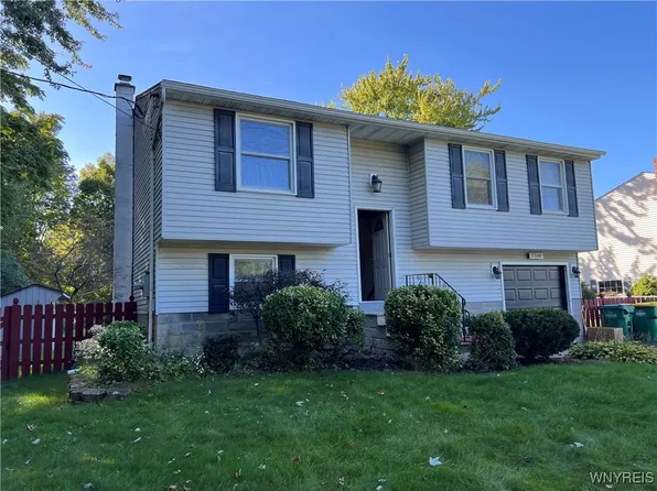 5344 Ernest Rd, Lockport, NY 14094