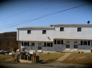 1414 Shirley Dr APT D, Leechburg, PA 15656