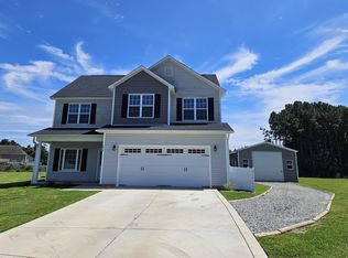 214 Gracyns Dr, Pikeville, NC 27863