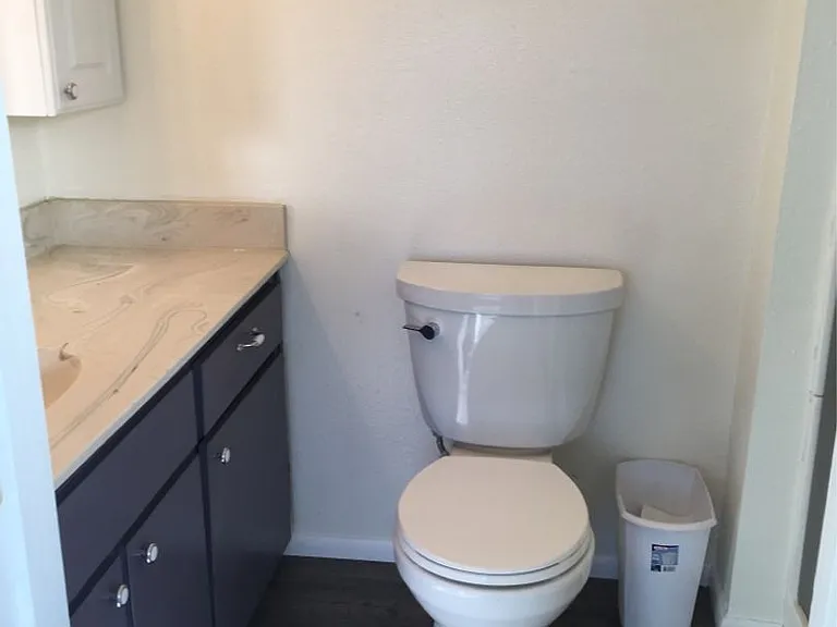 9247 Fairway Dr — Photo 12