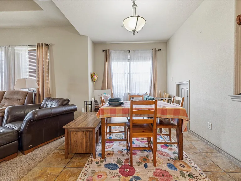 8318 Campeche Bay Pl — Photo 17