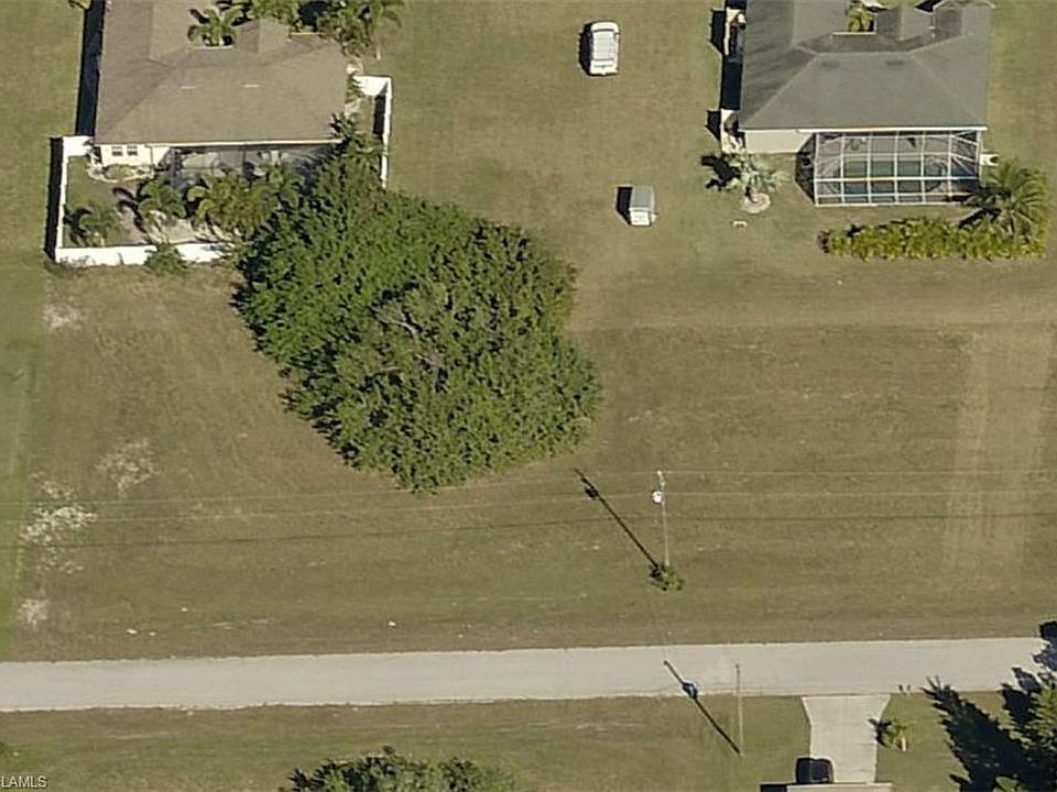 1st image of 104 NW 30th Pl