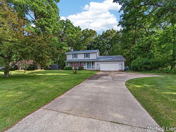 2nd image of 3325 S Riverwood Dr