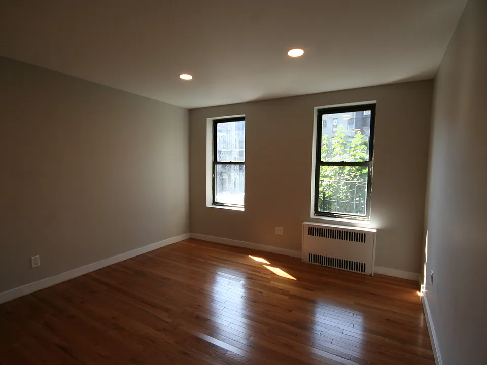 128 Saint Marks Pl #2B