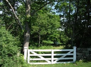 21 Meadowbrook Rd, Grafton, MA 01519