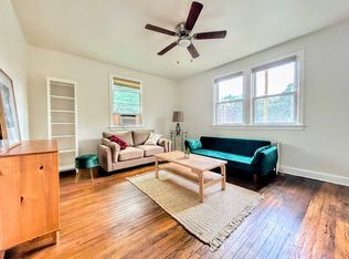 446 Mellon St SE APT 4, Washington, DC 20032
