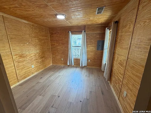 3 bed, 2.0 bath, 1240 sqft, $1,500 — Photo 4