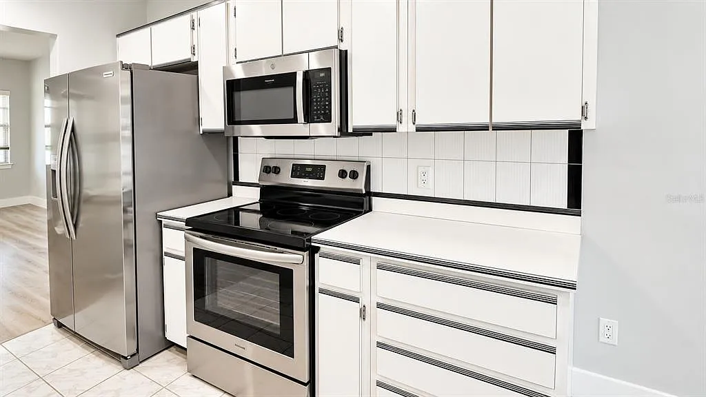 2 bed, 2.5 bath, 1174 sqft, $2,000 — Photo 4