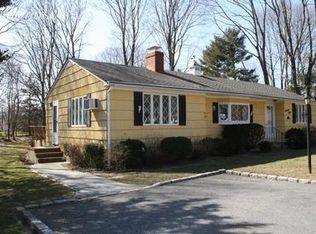 1630 Town Harbor Ln, Southold, NY 11971