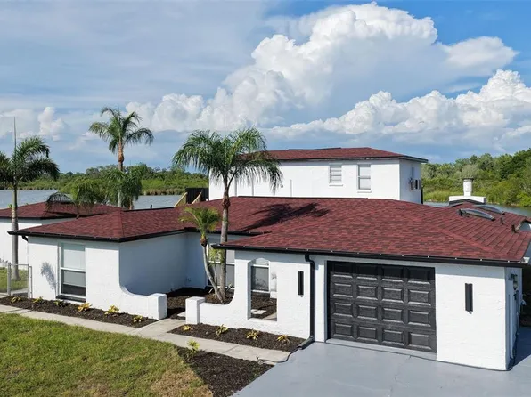 1220 Stover Ct, Holiday, FL 34691
