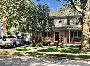 71 Jenkins St, Merrick, NY 11566