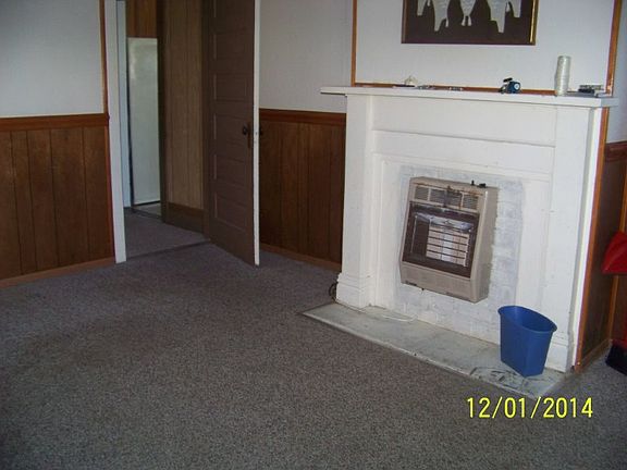 2nd image of 8 Maple St