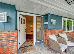 212 Karen Dr, Scranton, PA 18505