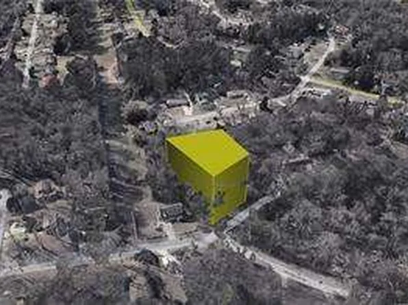 1727 Grandeus Ln SW, Stone Mountain, GA 30087