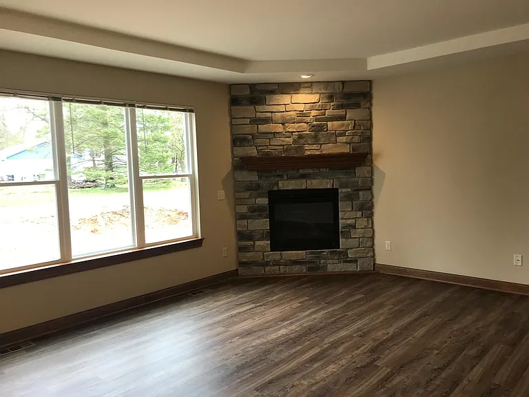 917 Fleetfoot Dr — Photo 5