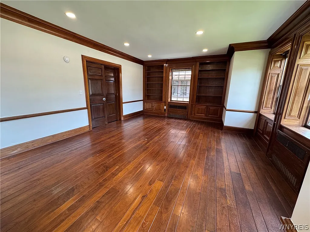 2 bed, 1.0 bath, 1537 sqft, $2,350 — Photo 4