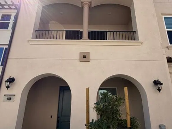 546 Gregory Way Unit 15, Glendora, CA 91740