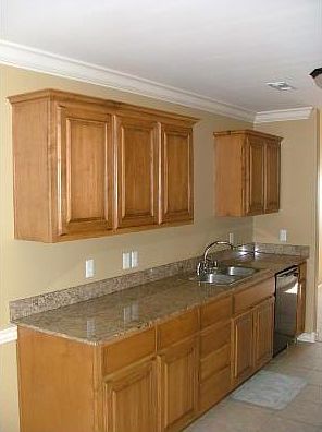 4th image of 1009 Oak Crossing Dr