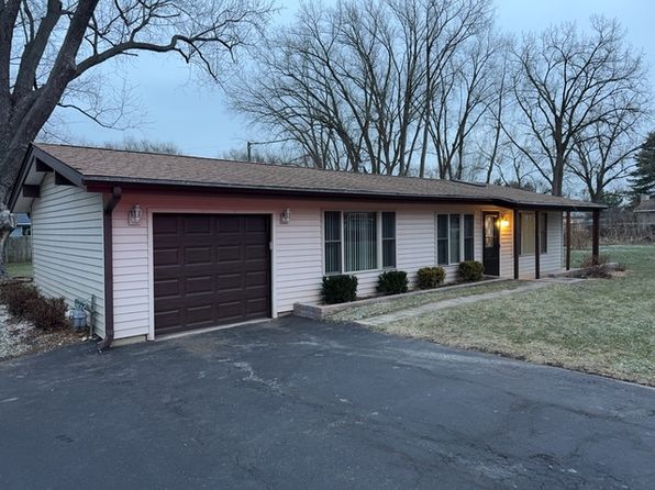 5410 Lucina Ave, McHenry, IL 60050