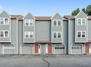 25 Juniper Pl APT 6, Lowell, MA 01852