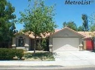1088 Willmott Ave, Los Banos, CA 93635