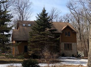 2890 Ray Rd, Oxford, MI 48370