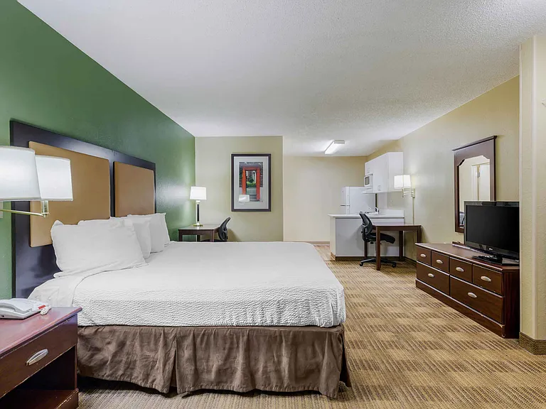 Studio Suite - 1 King Bed