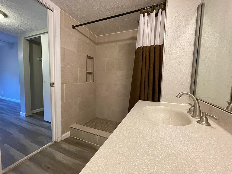 2967 Riverside Dr #109 — Photo 11