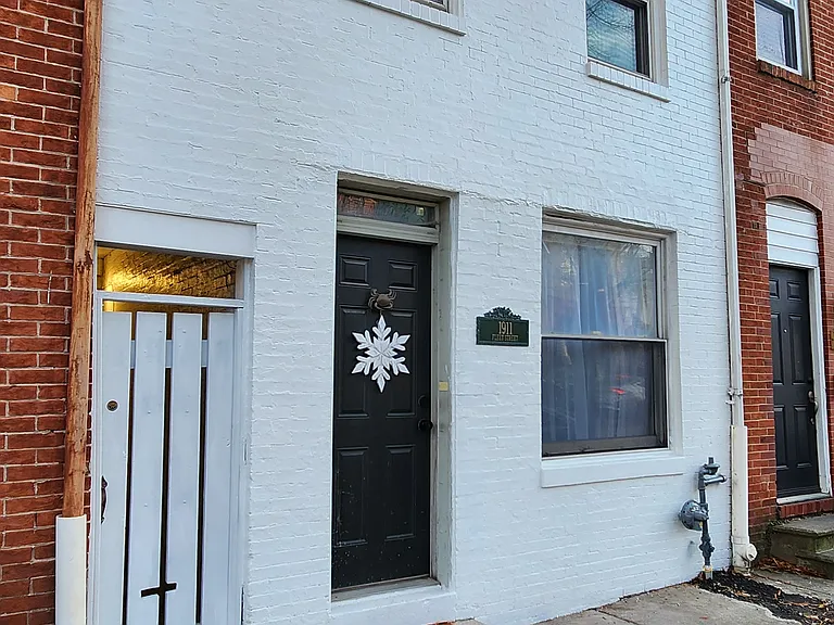 1911 Fleet St — Photo 2